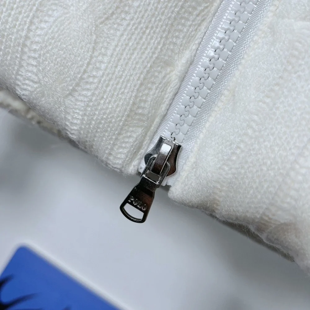 Ralph Lauren White Cable Knit Down Jacket - Picture 4 of 6